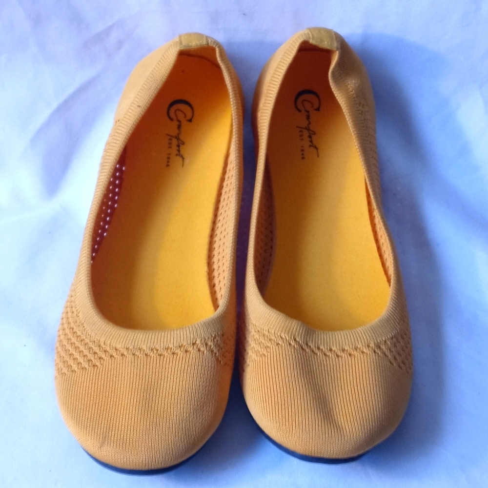 CATO Est 1946 Mustard Flats Woven sides.